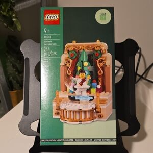 LEGO Nutcracker Stage Set with Green and Red